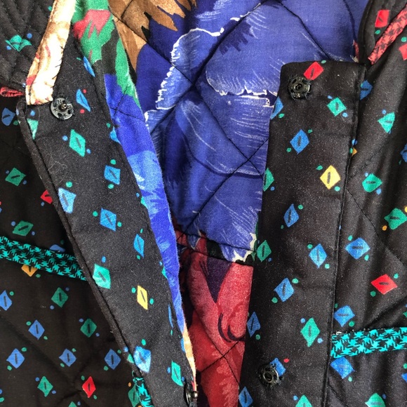 Handmade Women’s Quilted Black Neutral Tone Floral Pattern Batwing Bomber Jacket - Picture 4 of 9